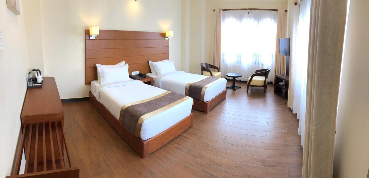 Legphel Hotel Phuntsholing Zewnętrze zdjęcie