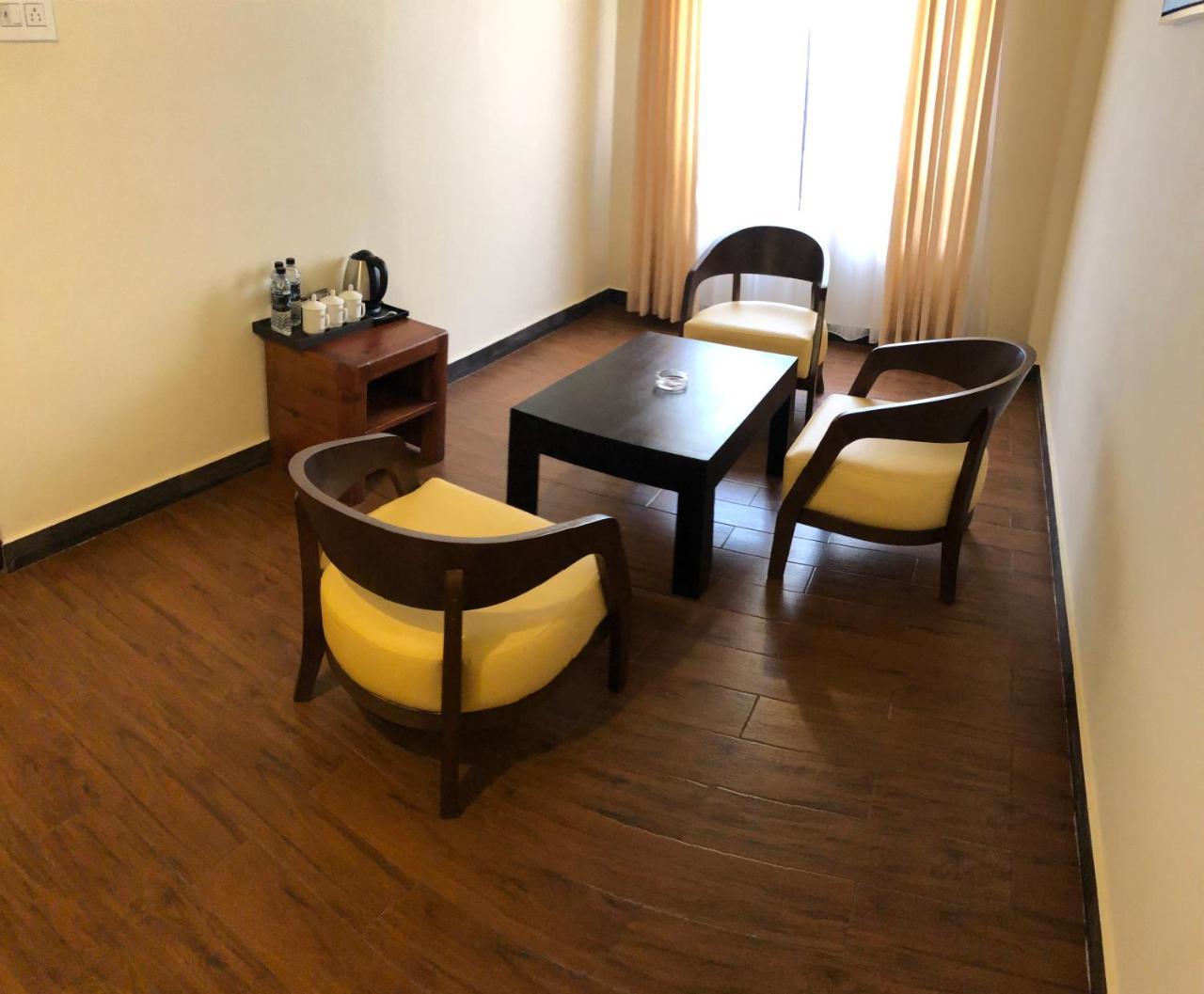 Legphel Hotel Phuntsholing Zewnętrze zdjęcie