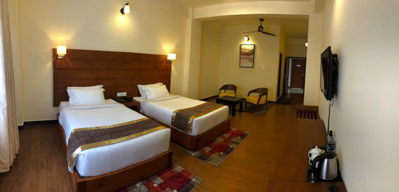 Legphel Hotel Phuntsholing Zewnętrze zdjęcie