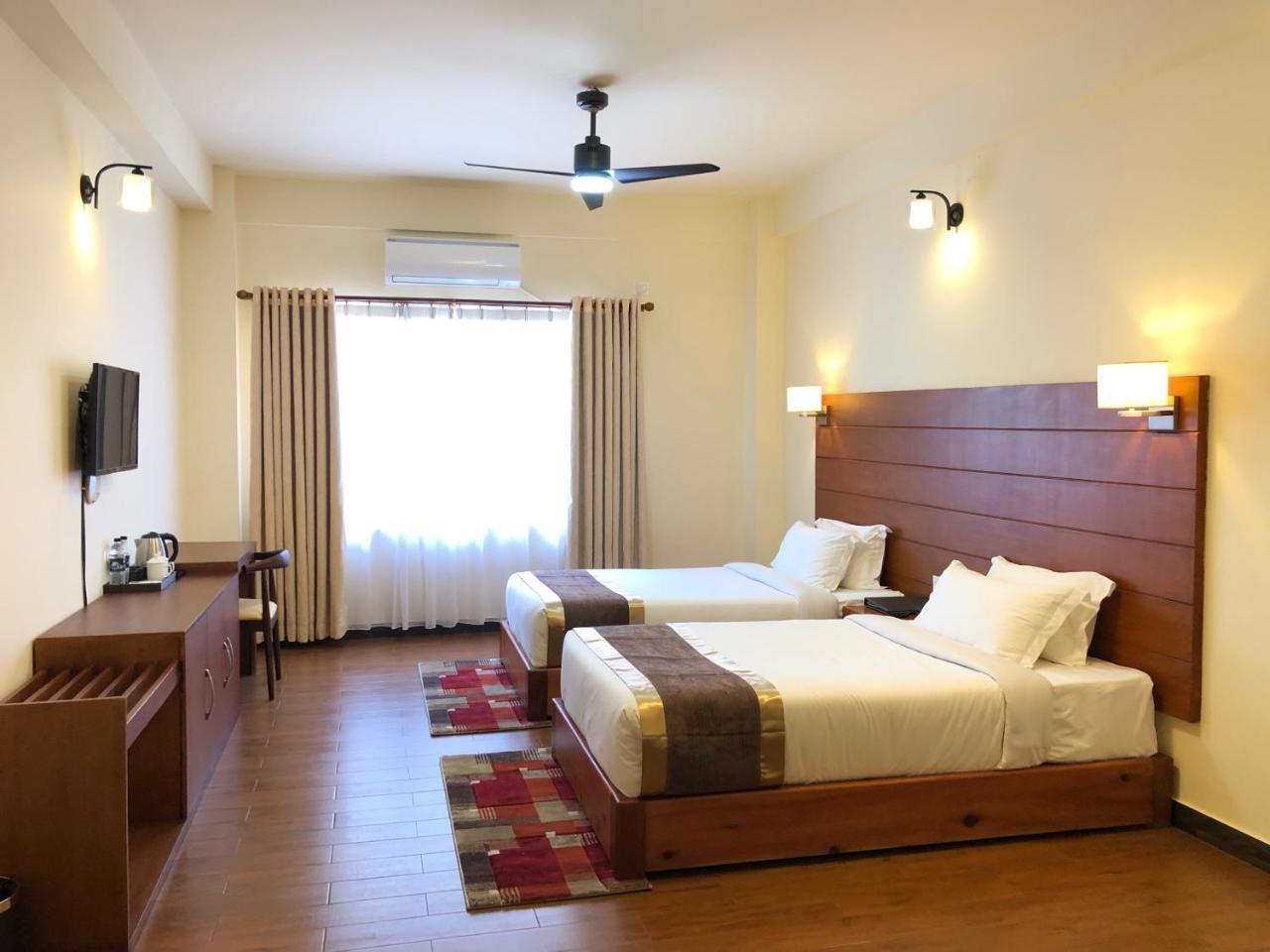Legphel Hotel Phuntsholing Zewnętrze zdjęcie